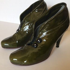 Mishka Vintage Army Green Leather Booties Size 8 in original box